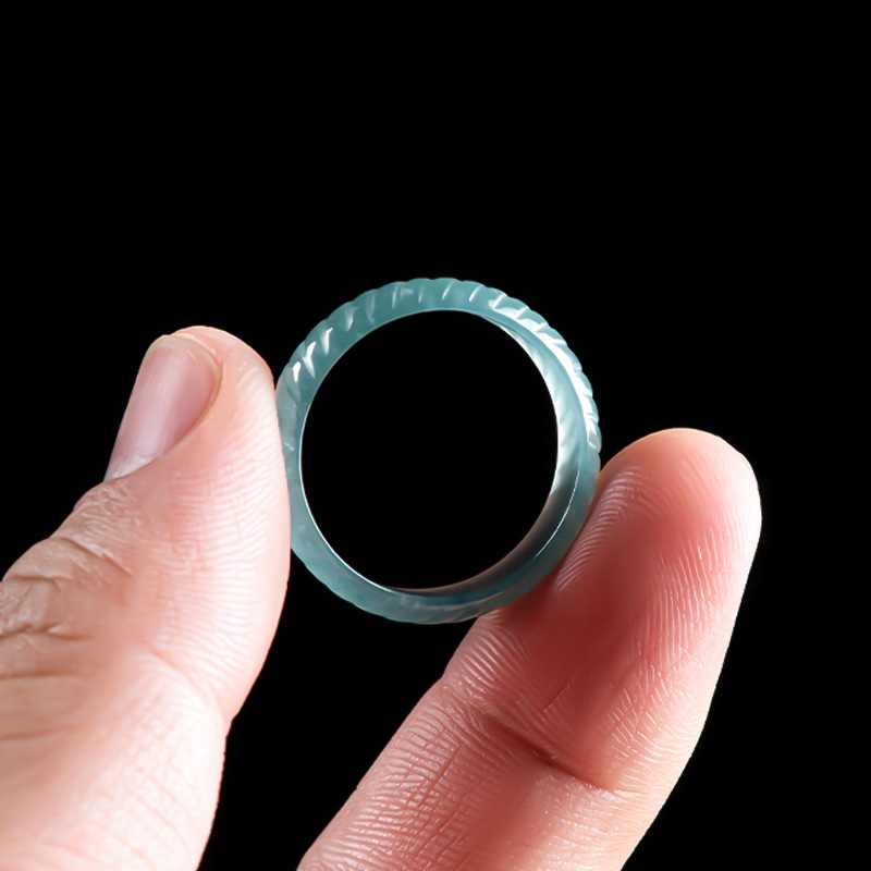 Vintage Collector - ブルーリアルビルマ翡翠リング高級エメラルド彫刻ギフトヴィンテージアミュレットデザイナービルマ翡翠天然ジュエリーアクセサリー