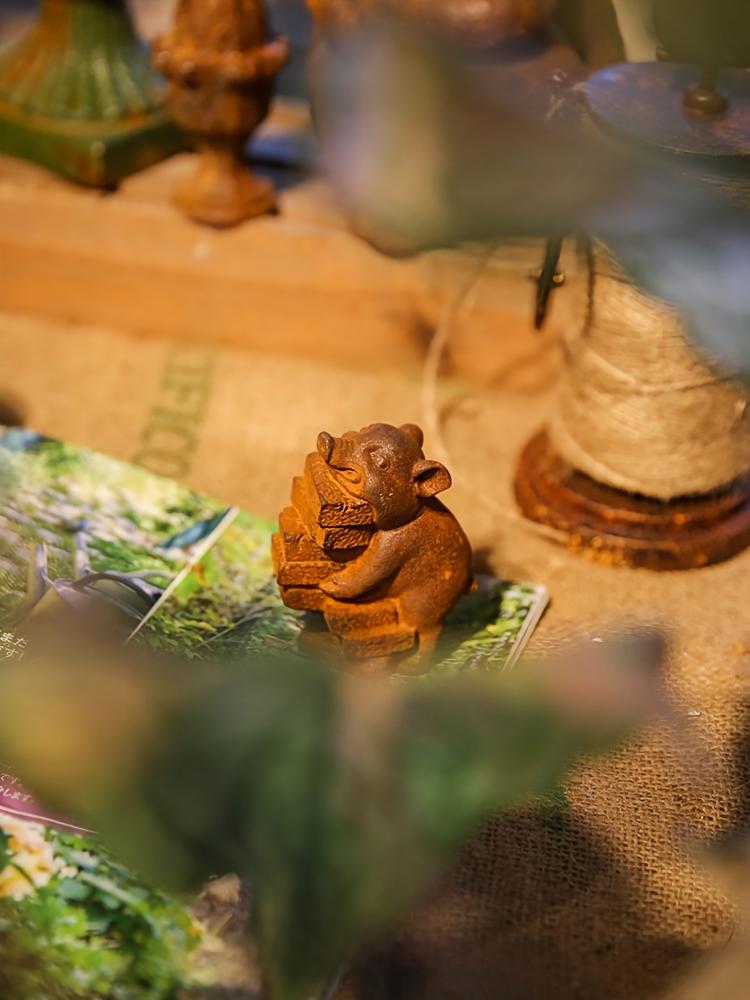 素朴な鋳鉄製の豚の像、レンガを運ぶ姿、ヴィンテージ風の農場動 - Vintage Collectible Ornaments のレビューと価格